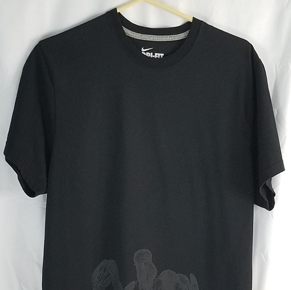 Nike Dri-Fit cotton Tee size medium